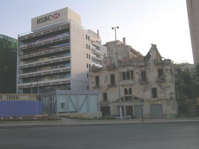 batiment endomagé par les bombes