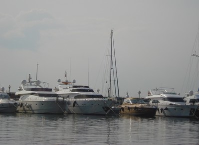 nous parmi les gd yachts